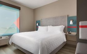 Avid Hotel - Ft Lauderdale Airport - Cruise By Ihg